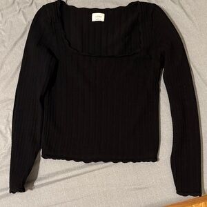 Aritzia Wilfred Black knit sweater